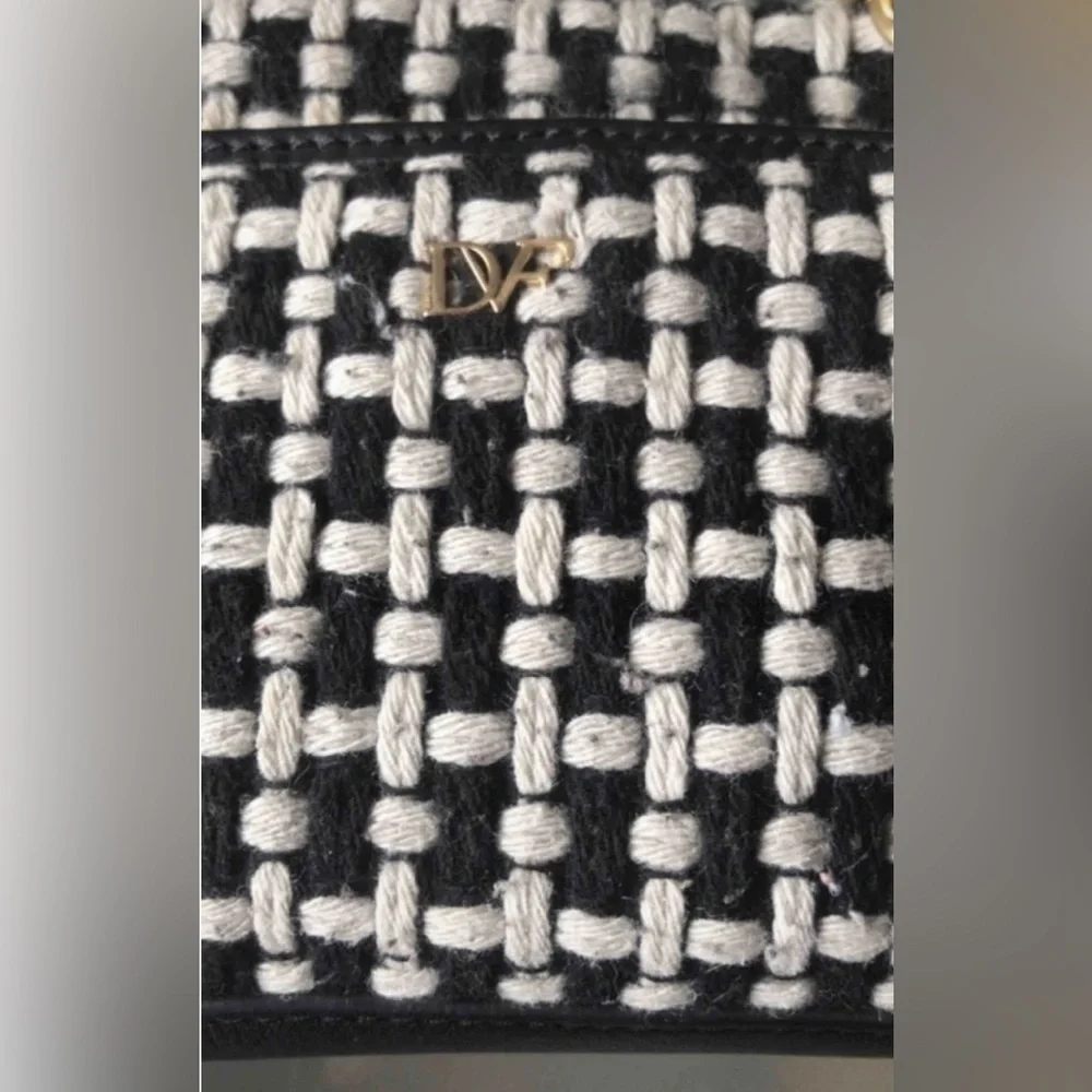 VTG DIANE VON FURSTENBERG TWEED CLUTCH